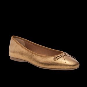 Birdies The Hummingbird - Vintage Gold Leather Size 7.57.5
